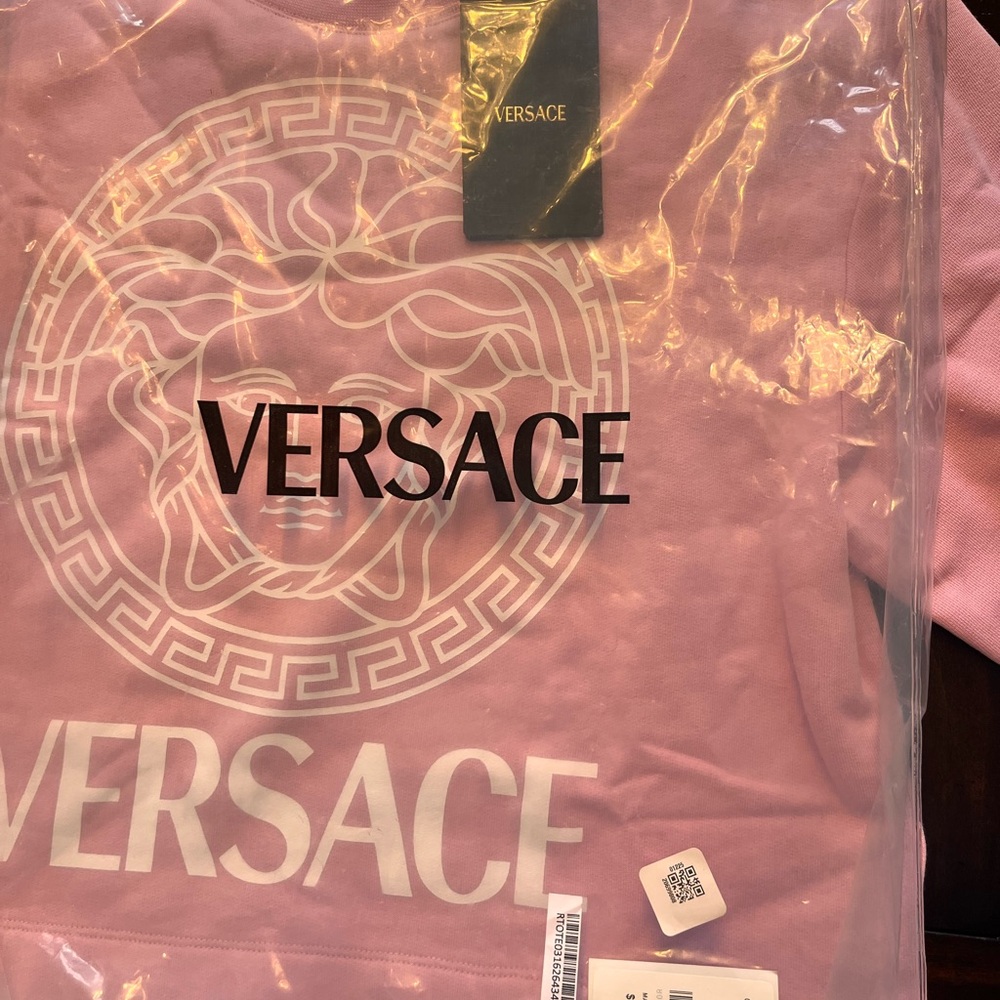 Versace Pink Medusa Logo Crop Sweatshirt - Picture 5 of 7